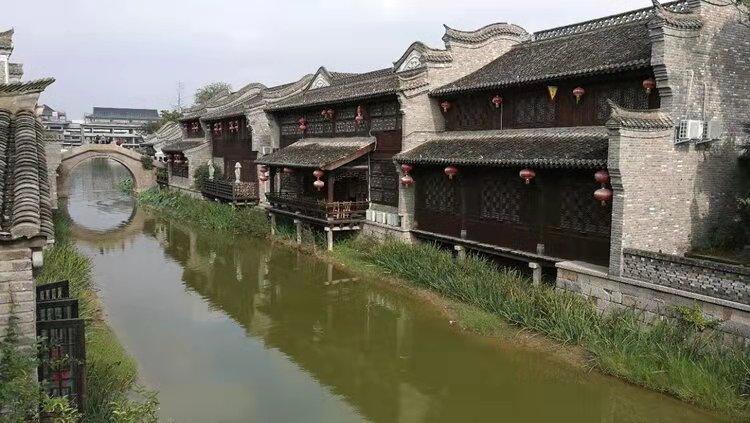 【贵州日报评论员文章】担当实干抓发展|二论学习贯彻省两会精神
